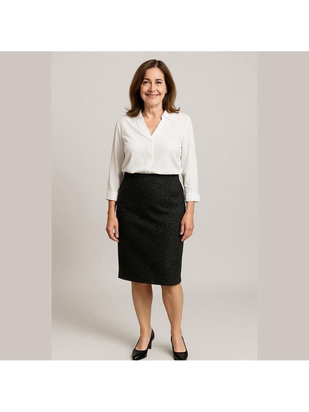 Spense Medium Black Grey Patterned Skirt